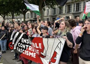 Législatives 2024 : manifestation contre le RN à Grenoble